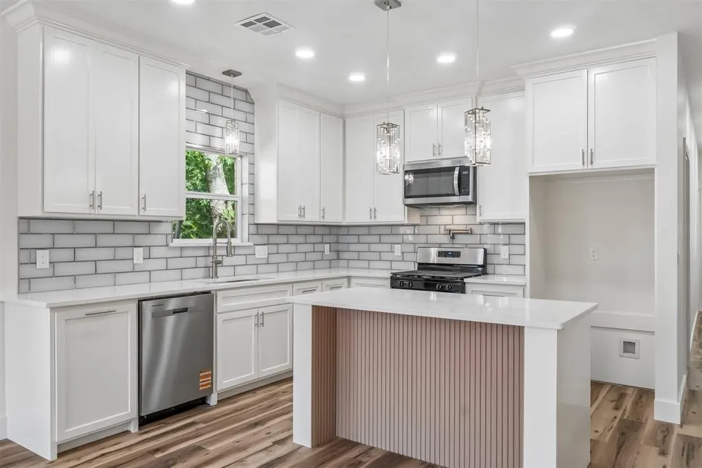 Photo 9 — 321 NW 91st Street, Oklahoma City, OK 73114
