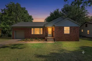 Sold home at 1207 Huntington Way