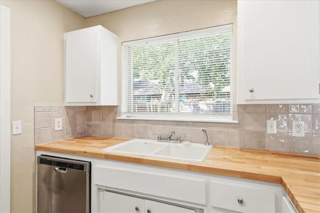 Photo 9 — 8925 N Eagle Lane, Oklahoma City, OK 73132