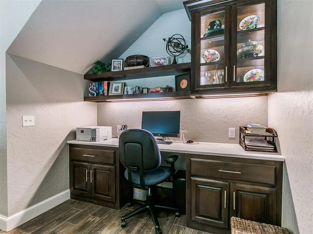 Photo 9 — 3144 Millbrook Square, Norman, OK 73072