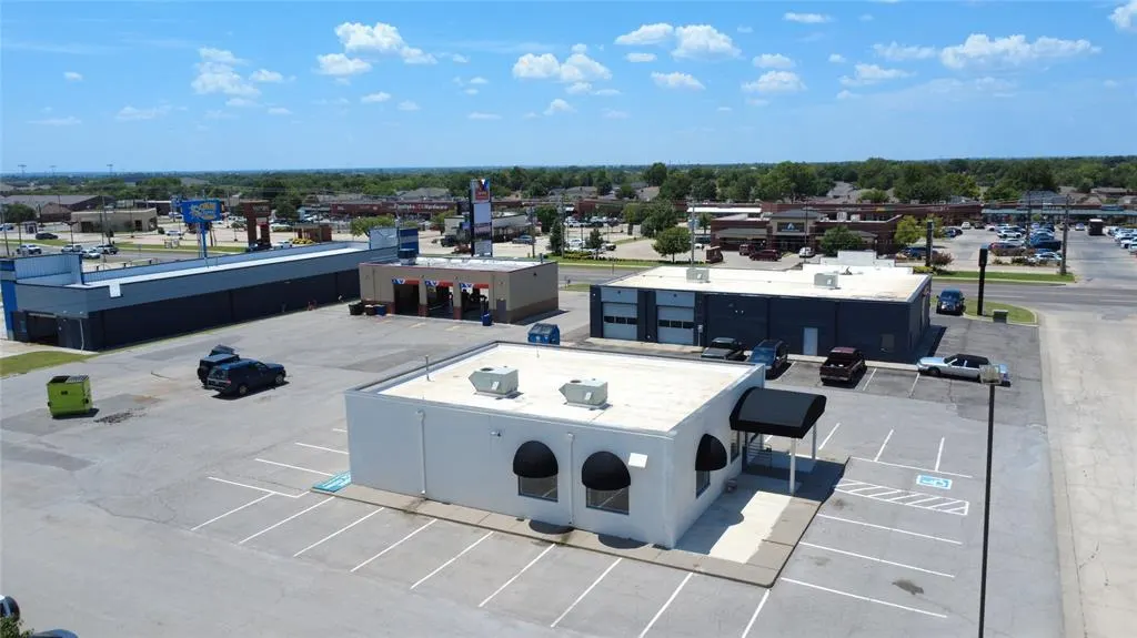 Photo 39 — 11704 S Western Avenue, Oklahoma City, OK 73170