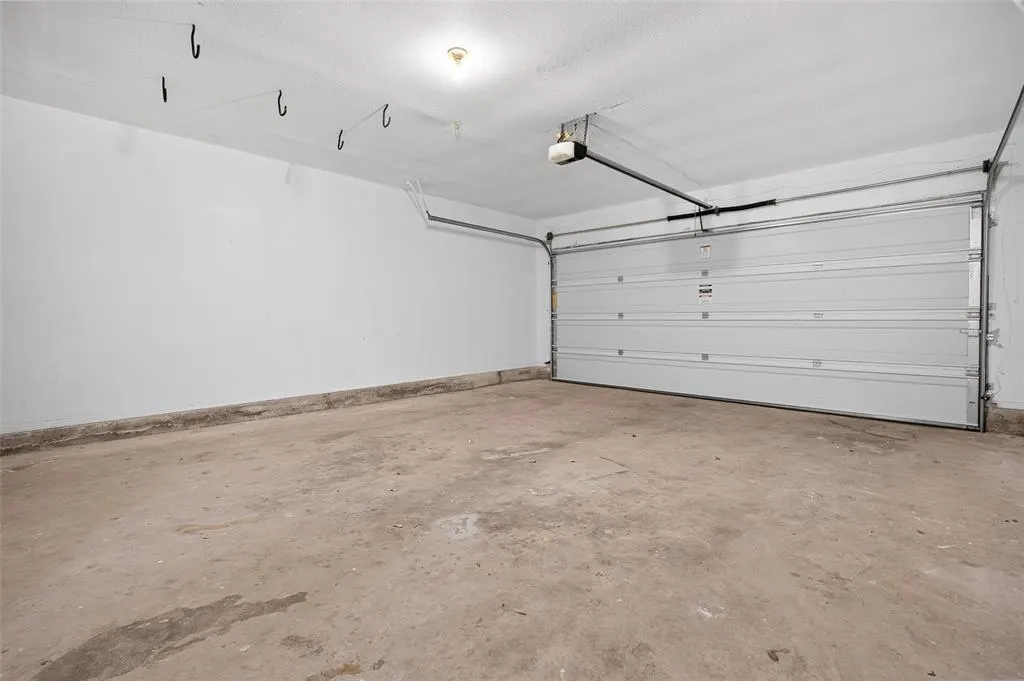Photo 15 — 630 S Heights Drive, Mustang, OK 73064