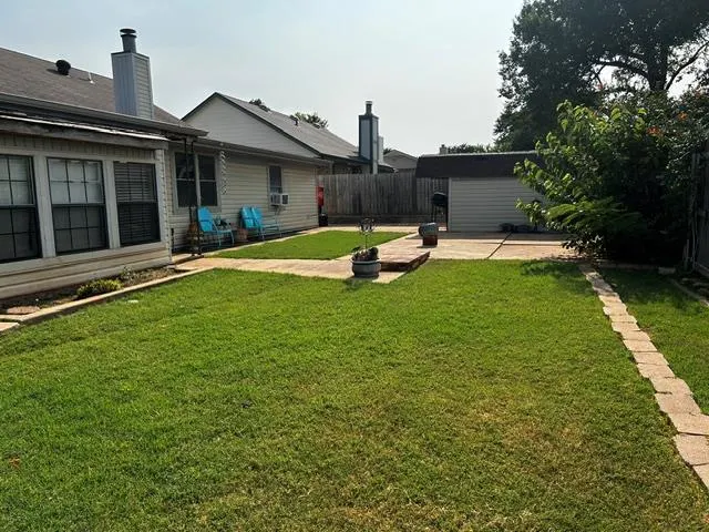 Photo 4 — 2309 NE 8th Street, Moore, OK 73160