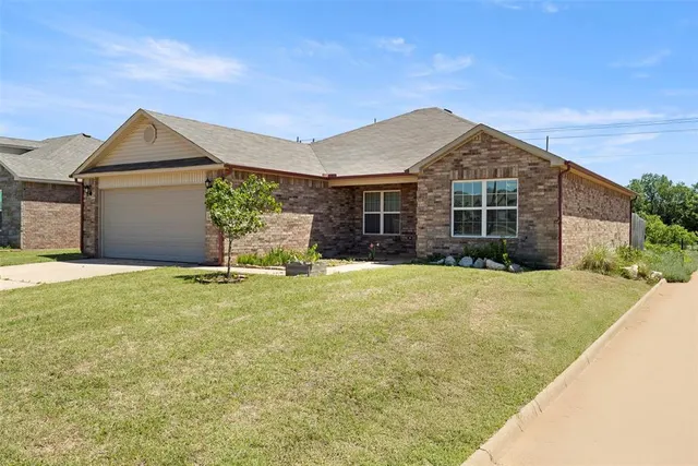 Photo 4 — 13244 Beekman Drive, Piedmont, OK 73078