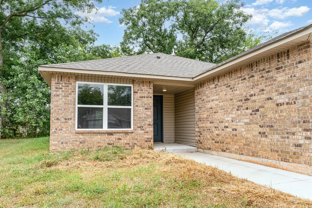 Photo 3 — 840 Highgarden Circle, Noble, OK 73068