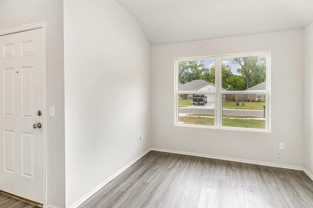 Photo 8 — 840 Highgarden Circle, Noble, OK 73068