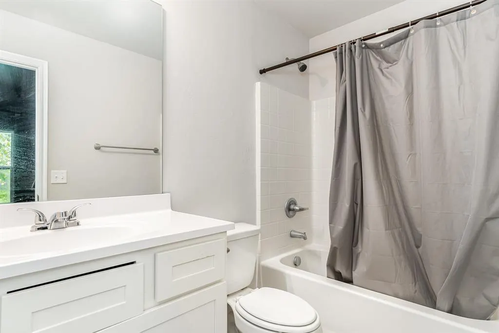 Photo 11 — 840 Highgarden Circle, Noble, OK 73068