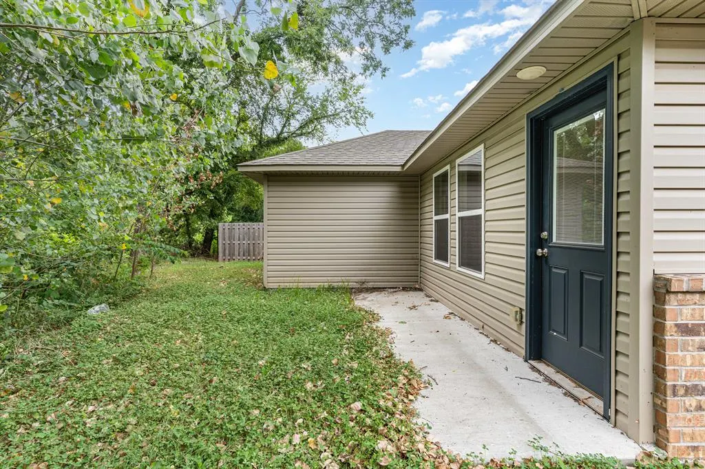 Photo 17 — 840 Highgarden Circle, Noble, OK 73068
