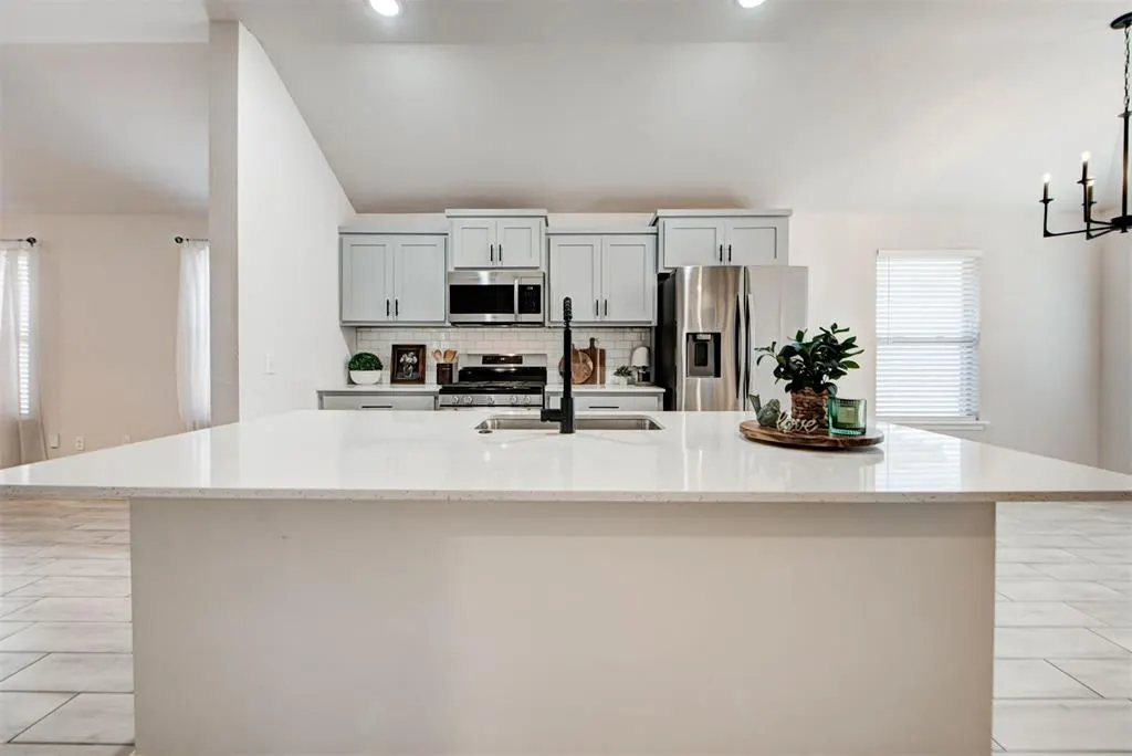 Photo 8 — 4804 Crystal Hill Drive, Oklahoma City, OK 73179