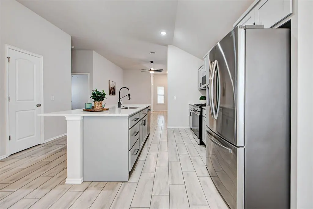 Photo 10 — 4804 Crystal Hill Drive, Oklahoma City, OK 73179
