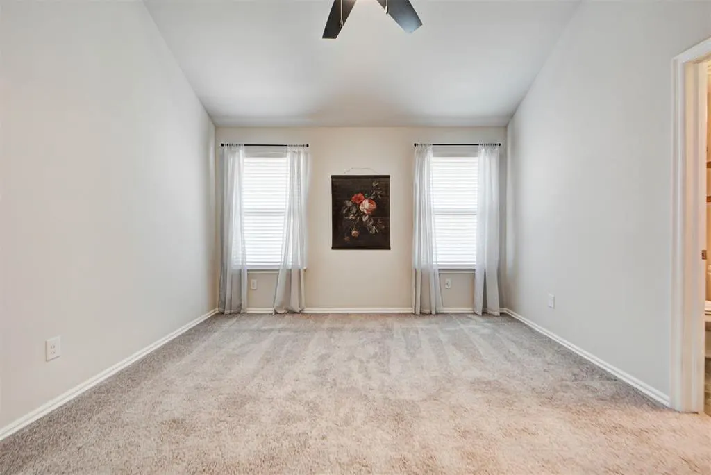 Photo 19 — 4804 Crystal Hill Drive, Oklahoma City, OK 73179