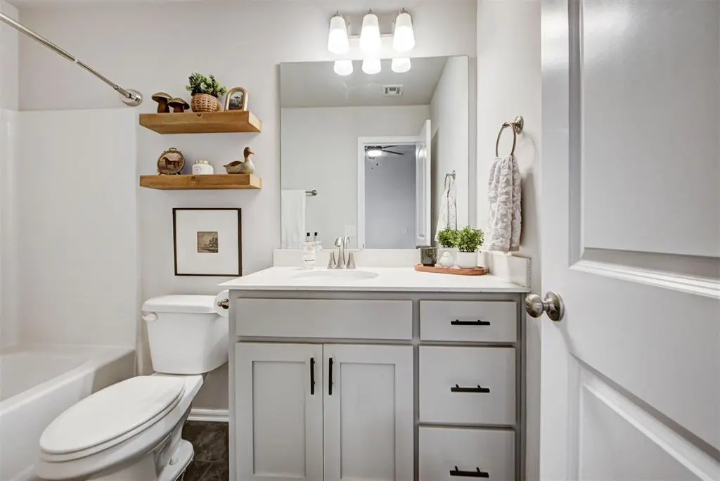Photo 23 — 4804 Crystal Hill Drive, Oklahoma City, OK 73179