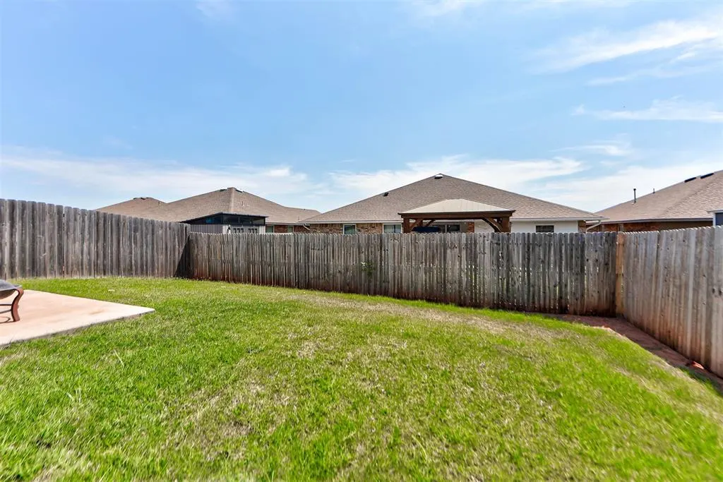 Photo 36 — 4804 Crystal Hill Drive, Oklahoma City, OK 73179