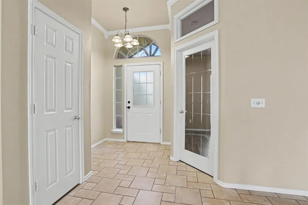 Photo 3 — 1832 Camden Way, Edmond, OK 73013