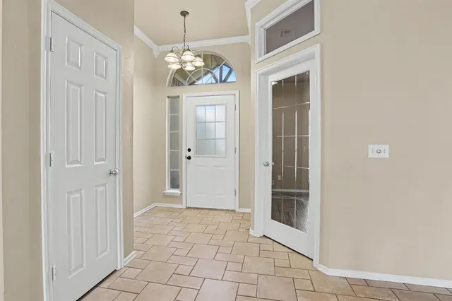 Photo 3 — 1832 Camden Way, Edmond, OK 73013