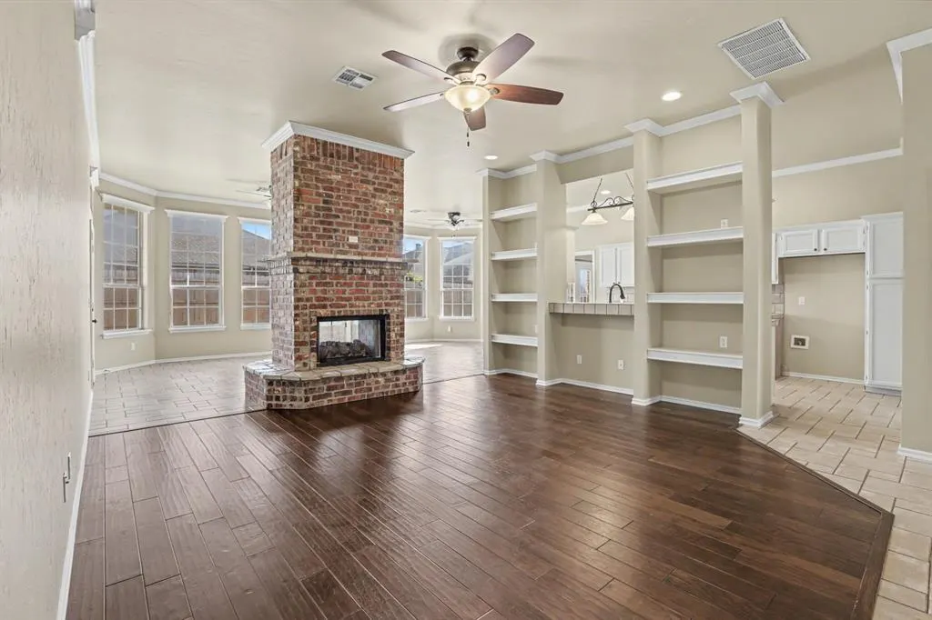 Photo 4 — 1832 Camden Way, Edmond, OK 73013