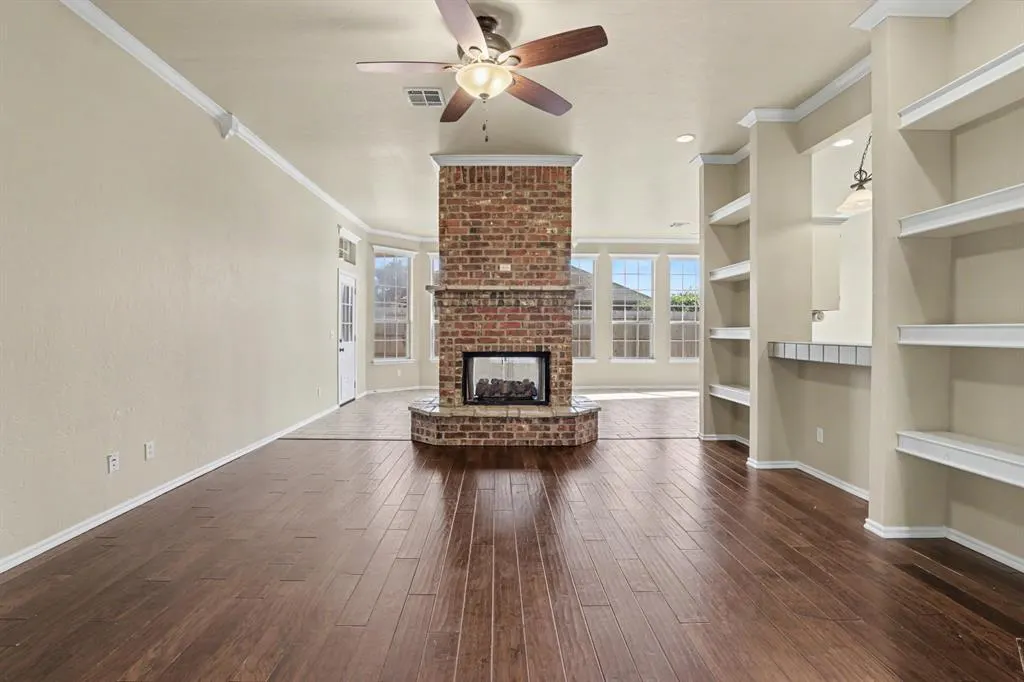 Photo 5 — 1832 Camden Way, Edmond, OK 73013