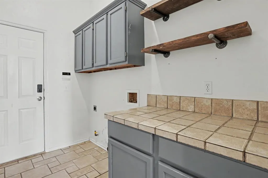 Photo 11 — 1832 Camden Way, Edmond, OK 73013