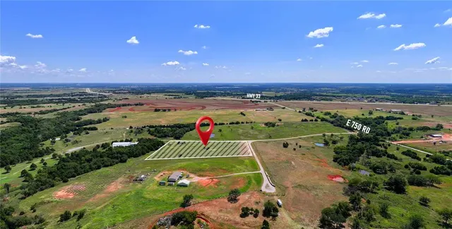 Photo 5 — 5311 Springfield Drive, Guthrie, OK 73044