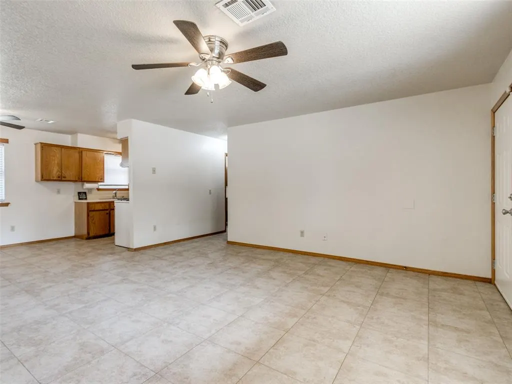 Photo 18 — 16 Sue Lane, McLoud, OK 74851