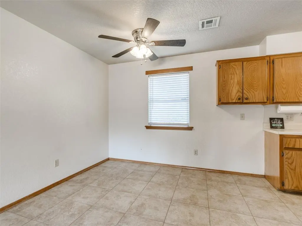 Photo 20 — 16 Sue Lane, McLoud, OK 74851