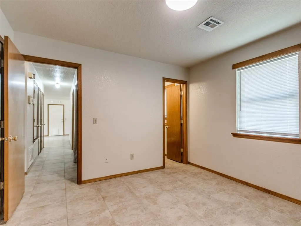 Photo 32 — 16 Sue Lane, McLoud, OK 74851