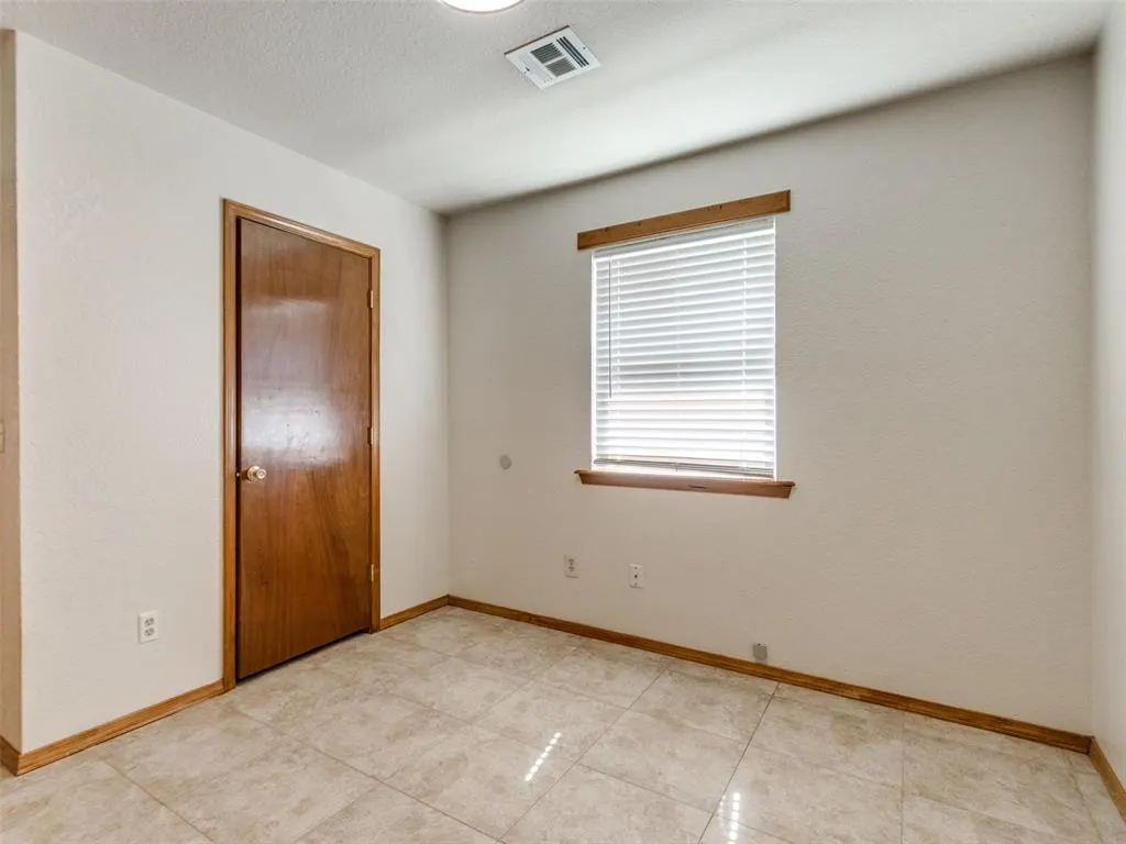 Photo 37 — 16 Sue Lane, McLoud, OK 74851