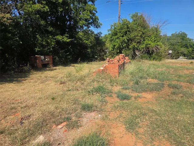 Photo 8 — 1007 S Chickasaw Street, Pauls Valley, OK 73075