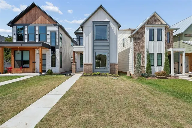 Photo 3 — 731 W Main Street, Edmond, OK 73003
