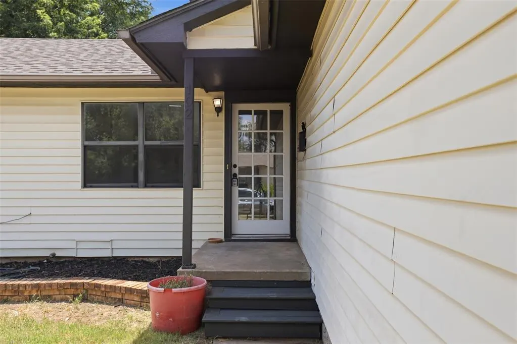 Photo 9 — 102 Belisle Avenue, Yukon, OK 73099
