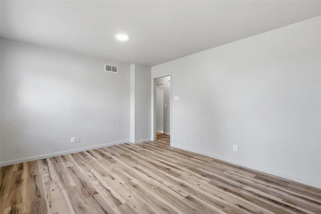 Photo 12 — 102 Belisle Avenue, Yukon, OK 73099