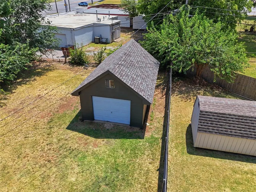 Photo 34 — 102 Belisle Avenue, Yukon, OK 73099