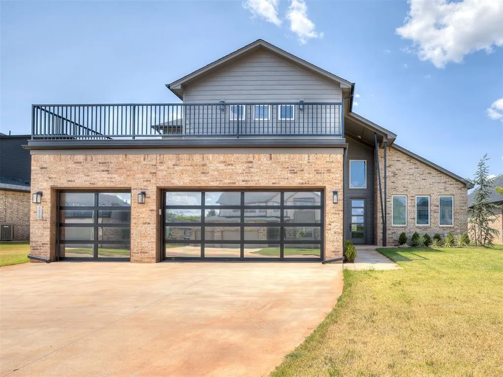 Front exterior — 5613 NW 154th Terrace, Edmond, OK 73013