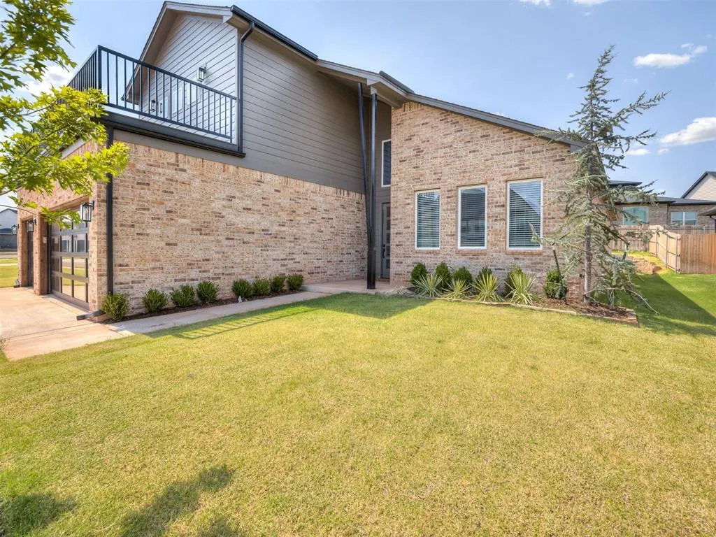 Photo 2 — 5613 NW 154th Terrace, Edmond, OK 73013