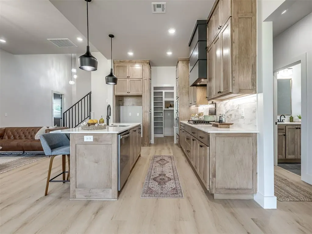 Photo 8 — 5613 NW 154th Terrace, Edmond, OK 73013