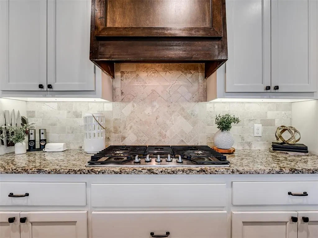 Photo 8 — 1516 Pendleton Place, Moore, OK 73160