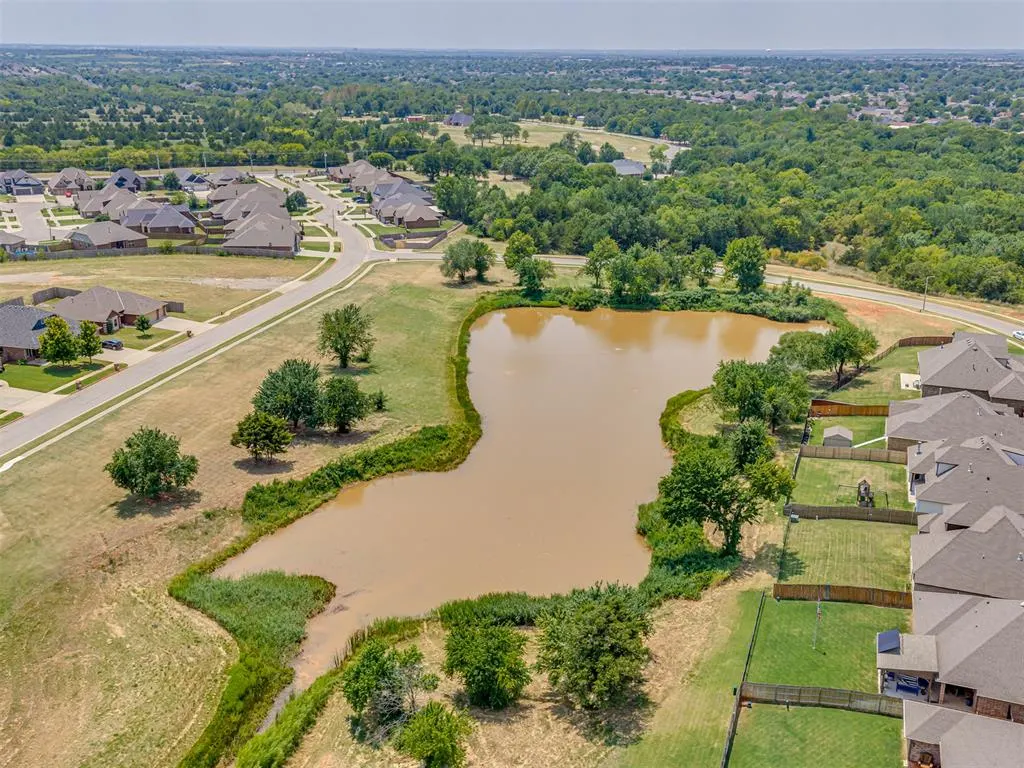 Photo 37 — 1516 Pendleton Place, Moore, OK 73160