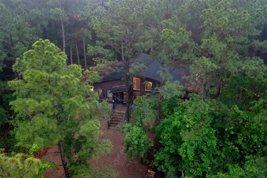 Photo 4 — 866 Camp Ranch Road, Broken Bow, OK 74728