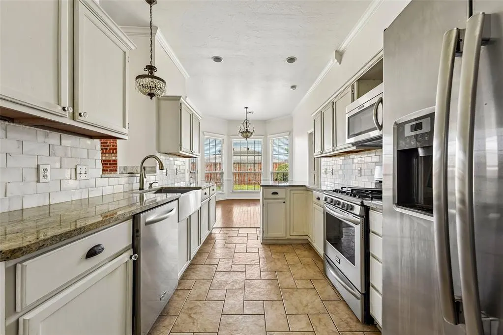 Photo 12 — 15505 Sandstone Terrace, Oklahoma City, OK 73170