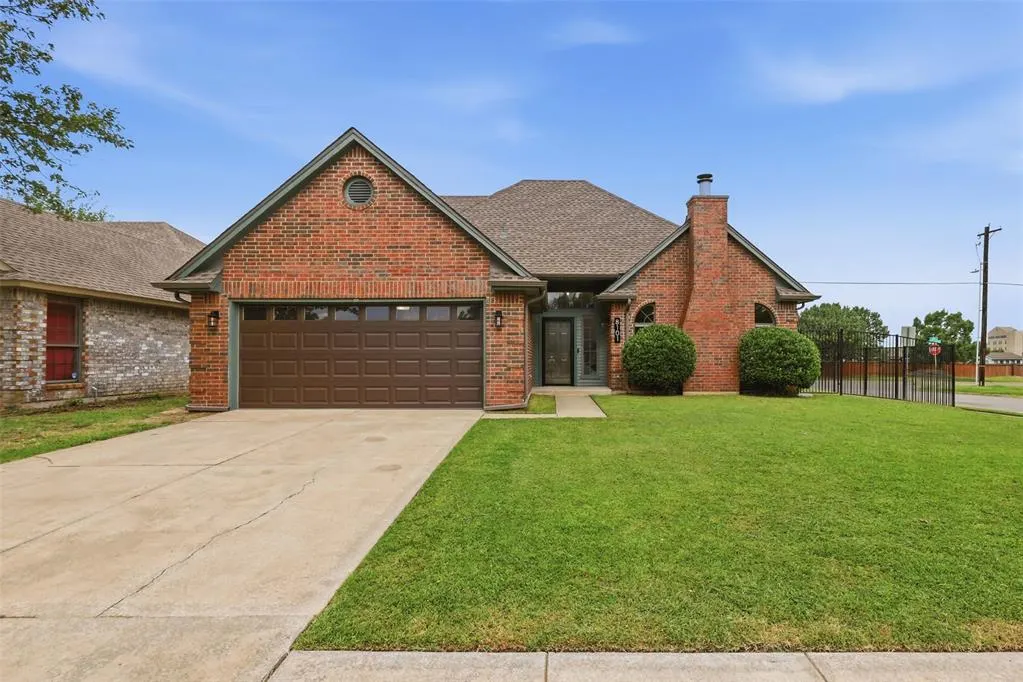 Front exterior — 8101 Timothy Lane, Oklahoma City, OK 73135