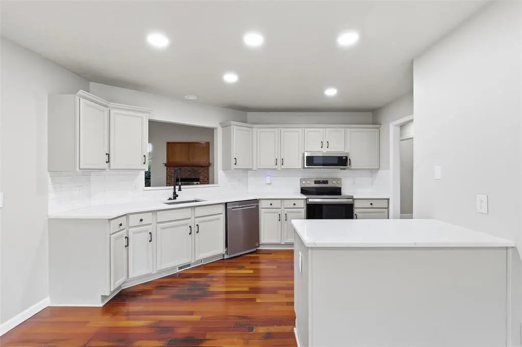 Photo 11 — 8101 Timothy Lane, Oklahoma City, OK 73135
