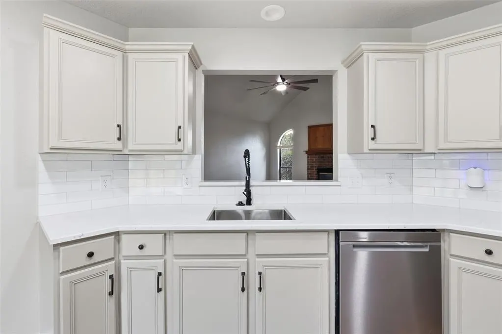 Photo 12 — 8101 Timothy Lane, Oklahoma City, OK 73135