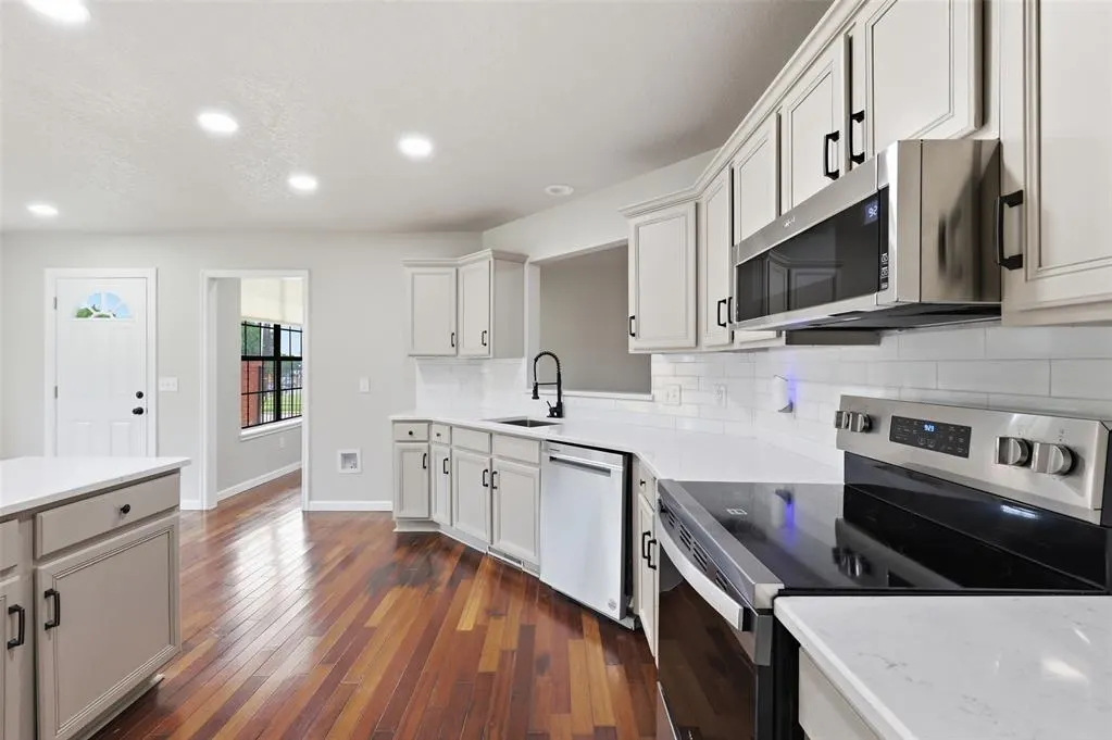 Photo 14 — 8101 Timothy Lane, Oklahoma City, OK 73135