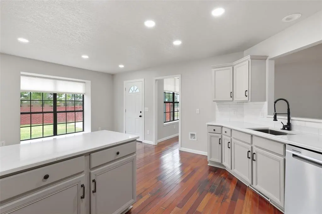 Photo 15 — 8101 Timothy Lane, Oklahoma City, OK 73135