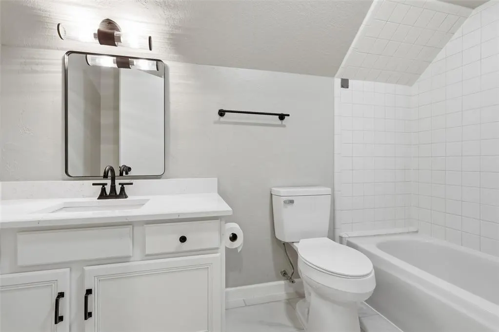 Photo 26 — 8101 Timothy Lane, Oklahoma City, OK 73135