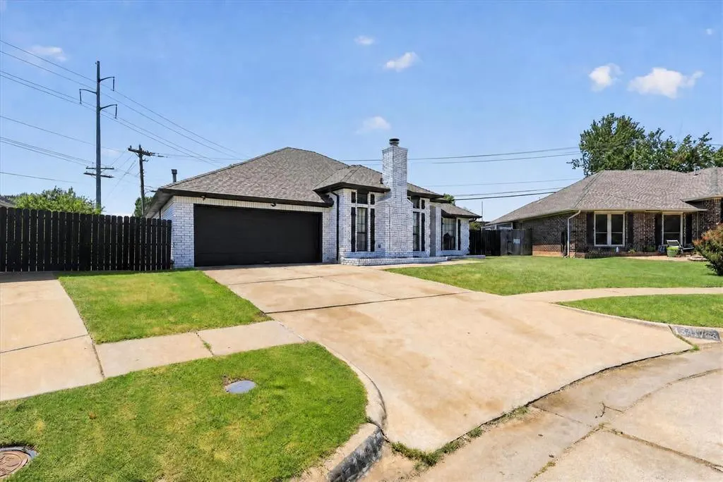 Photo 36 — 13417 Briar Hollow Drive, Oklahoma City, OK 73170