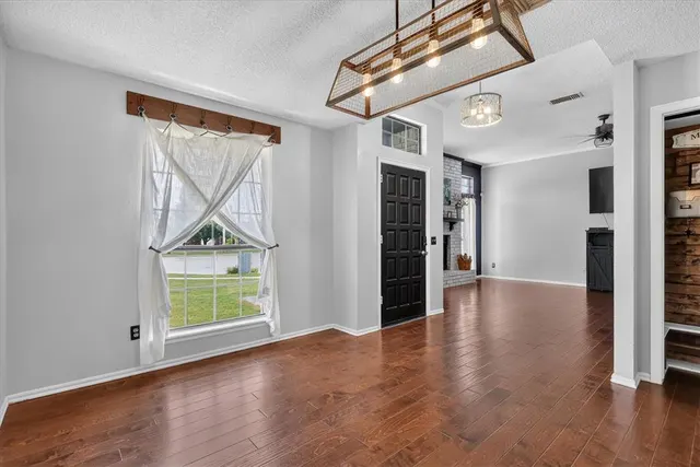 Photo 3 — 13417 Briar Hollow Drive, Oklahoma City, OK 73170
