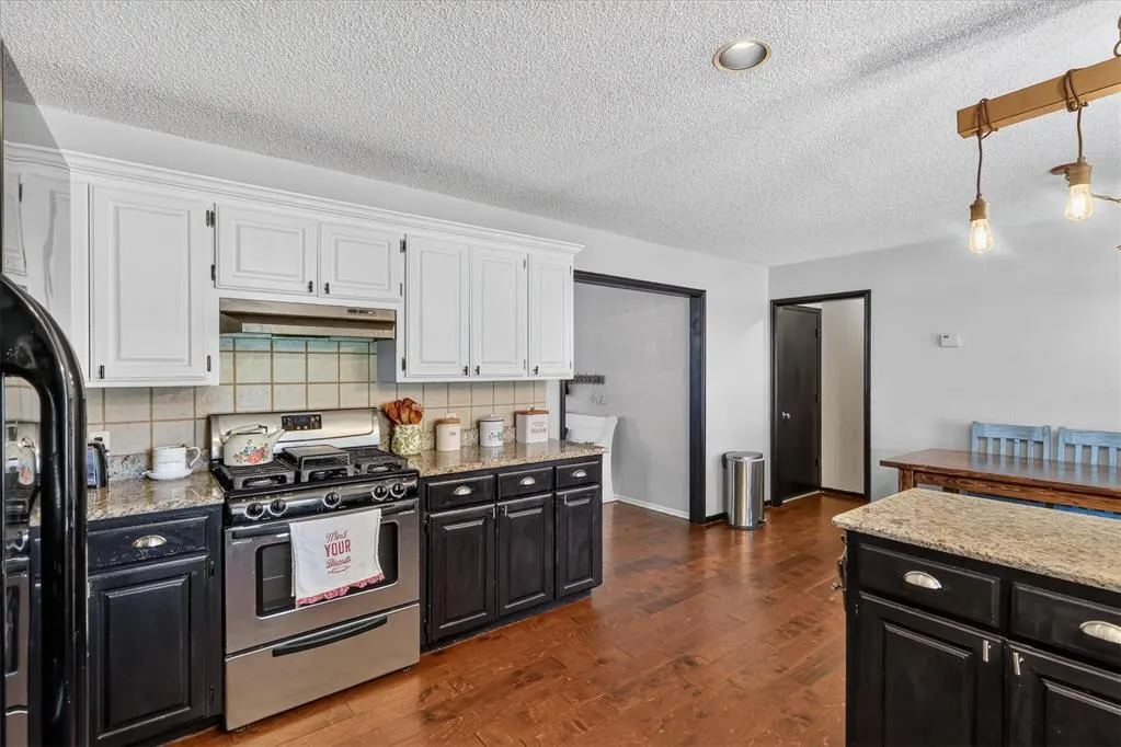 Photo 12 — 13417 Briar Hollow Drive, Oklahoma City, OK 73170