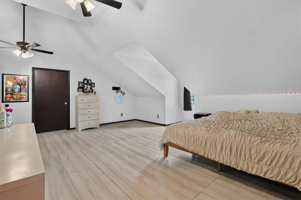 Photo 17 — 13417 Briar Hollow Drive, Oklahoma City, OK 73170