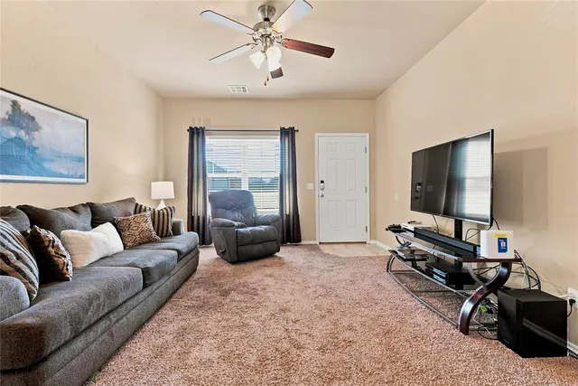 Photo 3 — 4904 Hunter Boulevard, Oklahoma City, OK 73179